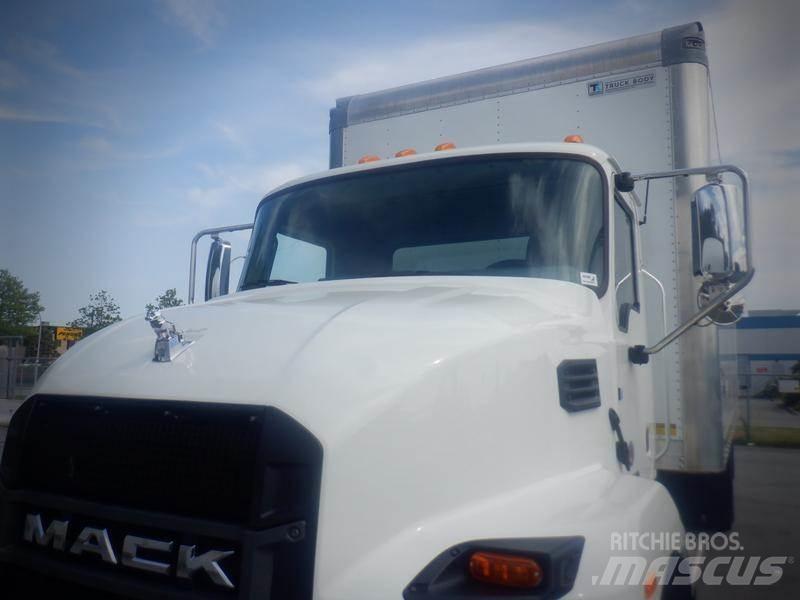 Mack MD Κλούβες με συρόμενες πόρτες