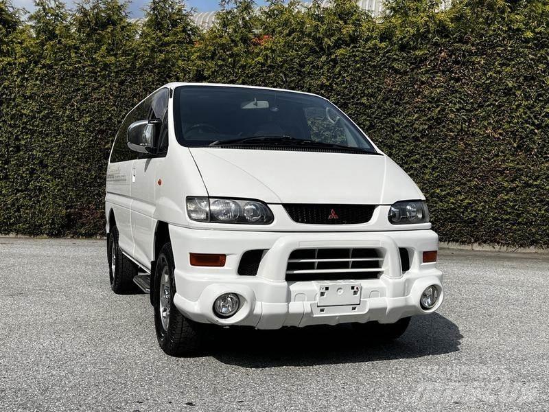 Mitsubishi Delica Αυτοκίνητα