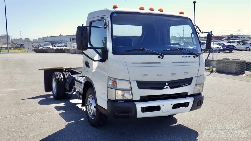 Mitsubishi Fuso FE Φορτηγά Σασί