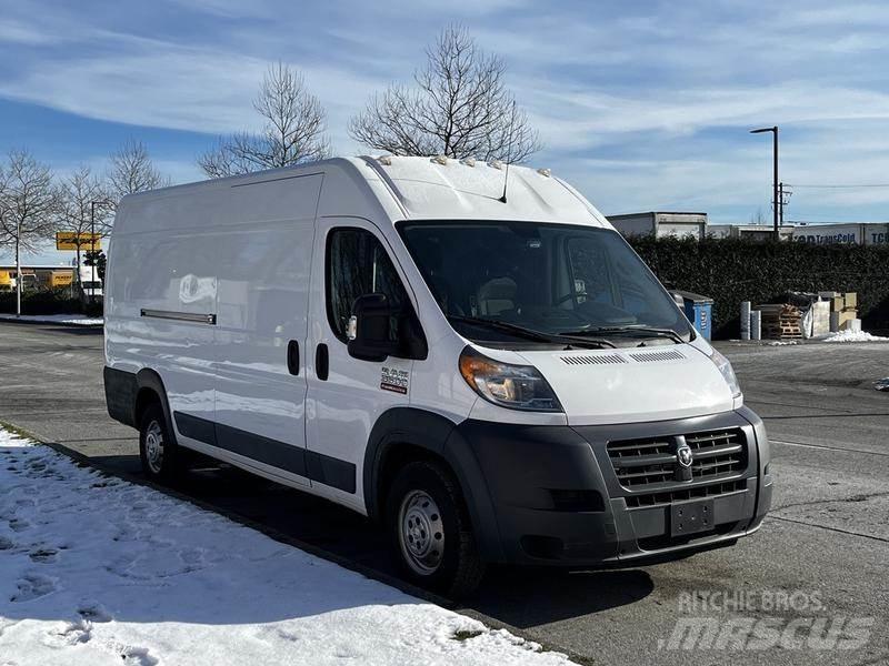 RAM Promaster Κλούβες με συρόμενες πόρτες