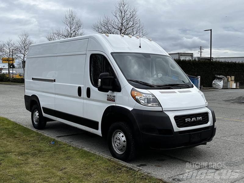 RAM Promaster Κλούβες με συρόμενες πόρτες