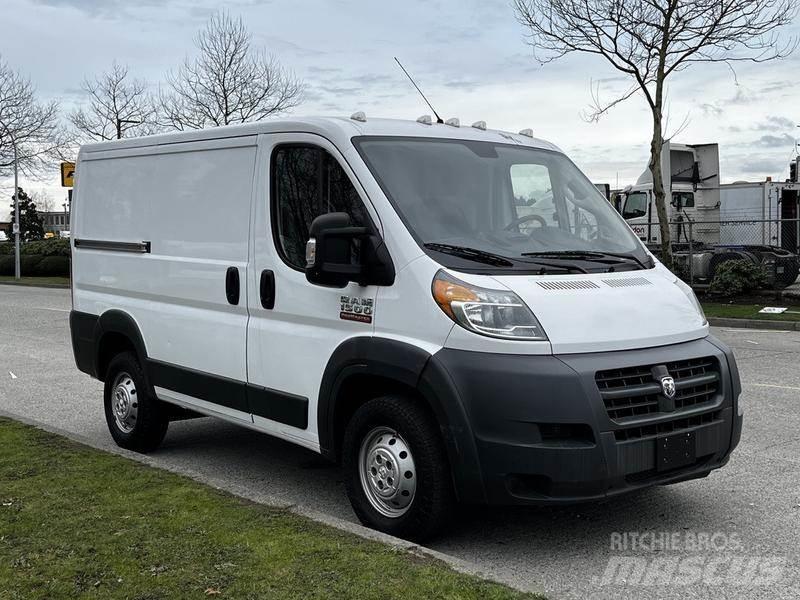 RAM Promaster Κλούβες με συρόμενες πόρτες