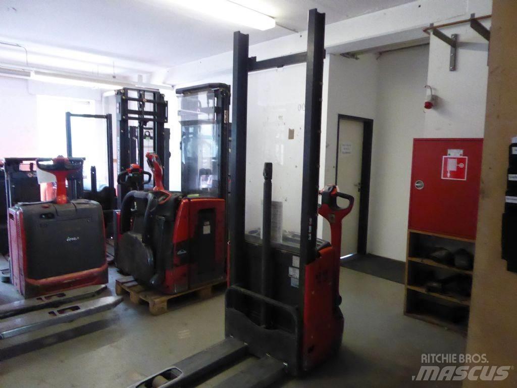 Linde L10B Παλετοφόρα πεζού χειριστή με ιστό