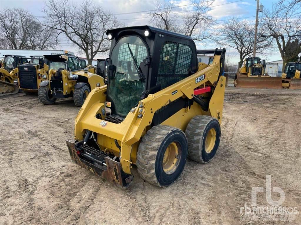 CAT 242D3 Φορτωτάκια