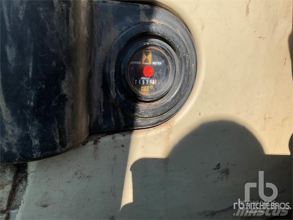 CAT 322C Εκσκαφείς με ερπύστριες