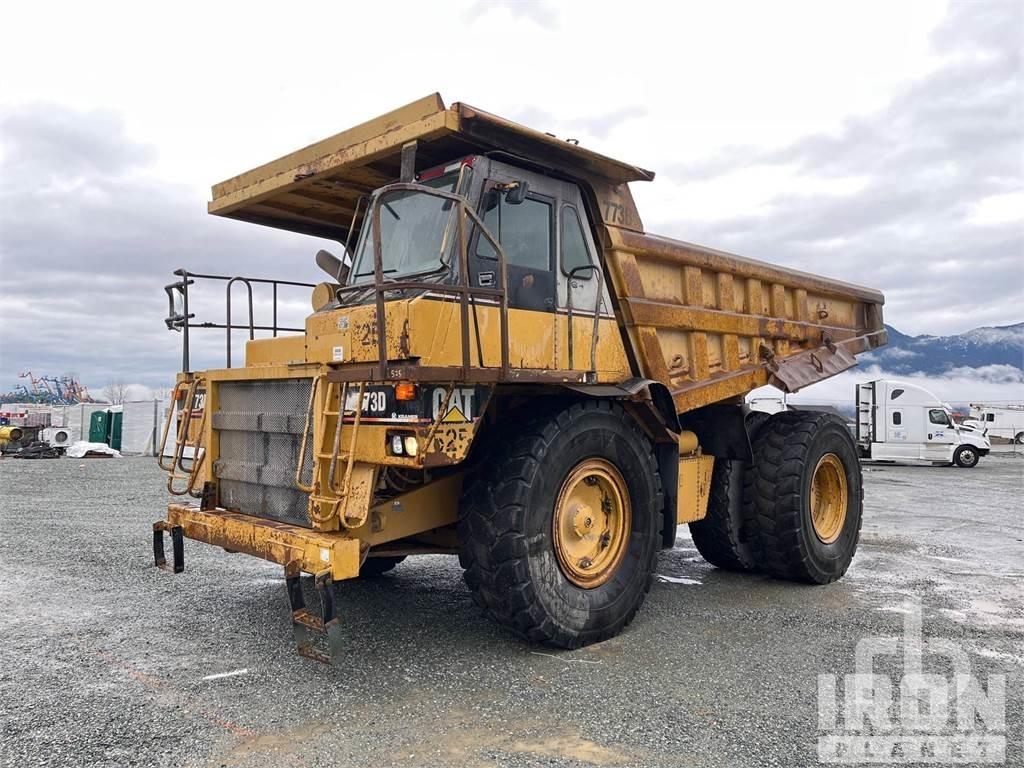 CAT 773D Άκαμπτα Dumper με ανατρεπόμενο κάδο