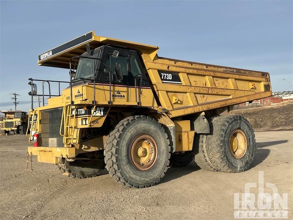 CAT 773D Άκαμπτα Dumper με ανατρεπόμενο κάδο