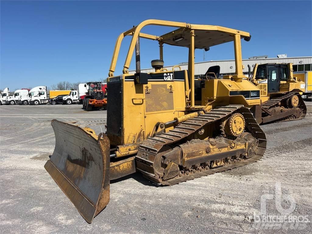 CAT D5MXL Μπουλντόζες με ερπύστριες