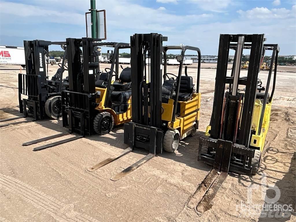 CAT T30D Πετρελαιοκίνητα Κλαρκ