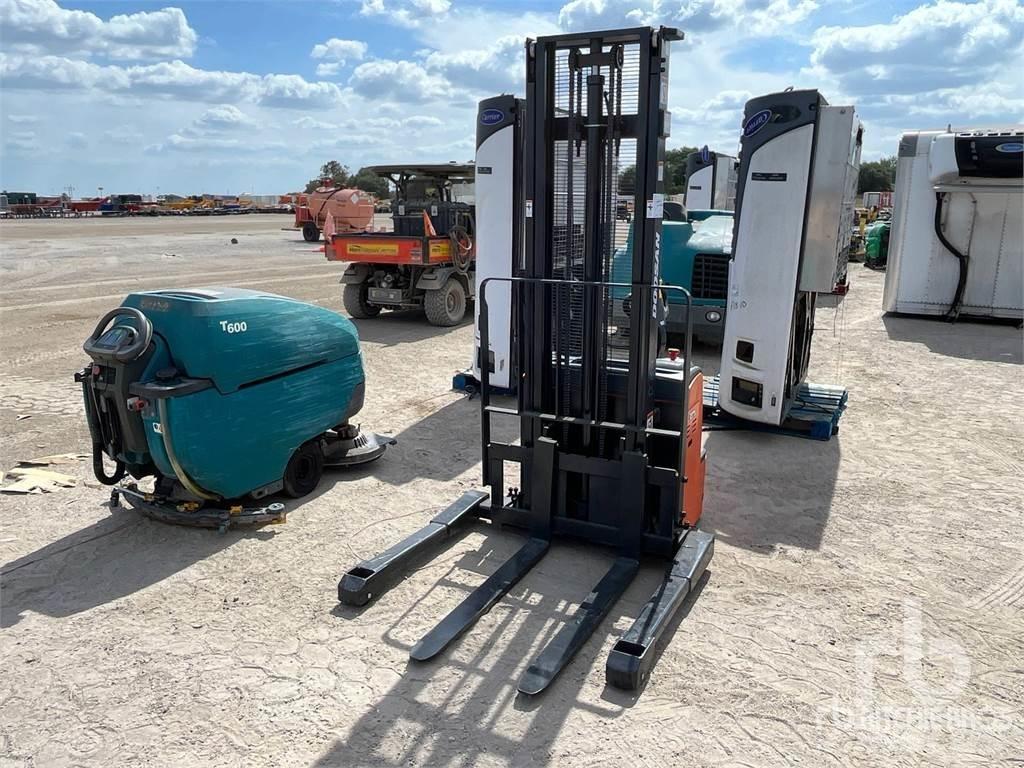 Doosan BWS17S-7 Ηλεκτρικά περονοφόρα ανυψωτικά κλαρκ