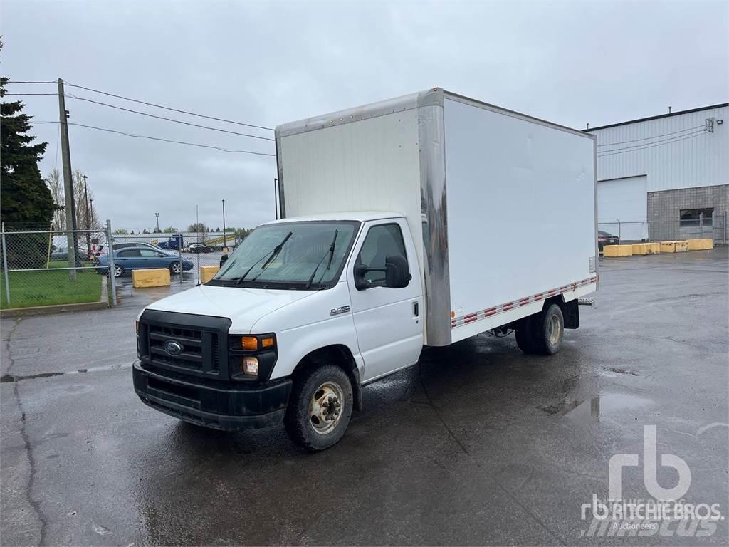 Ford E-450 Κλούβες με συρόμενες πόρτες