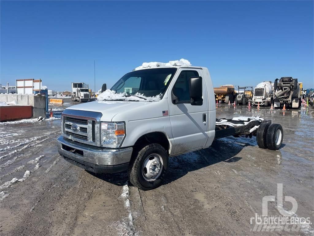 Ford E450 Φορτηγά Σασί