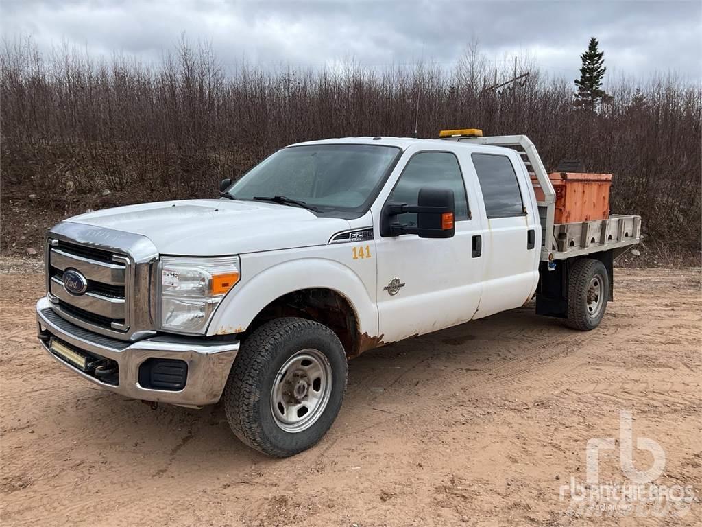 Ford F-250 Φορτηγά Kαρότσα με ανοιγόμενα πλαϊνά