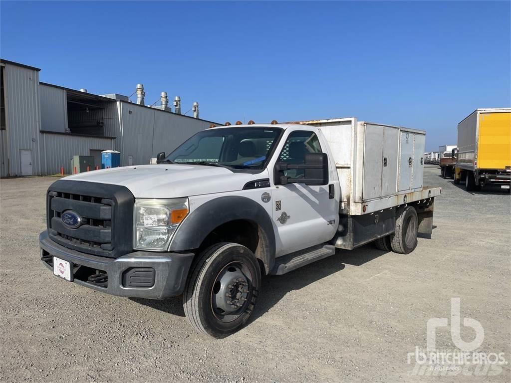 Ford F-550 Φορτηγά Kαρότσα με ανοιγόμενα πλαϊνά