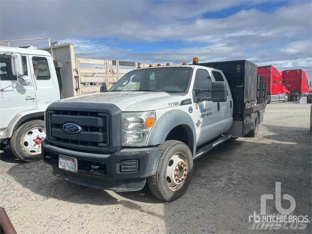Ford F-550 Φορτηγά Kαρότσα με ανοιγόμενα πλαϊνά