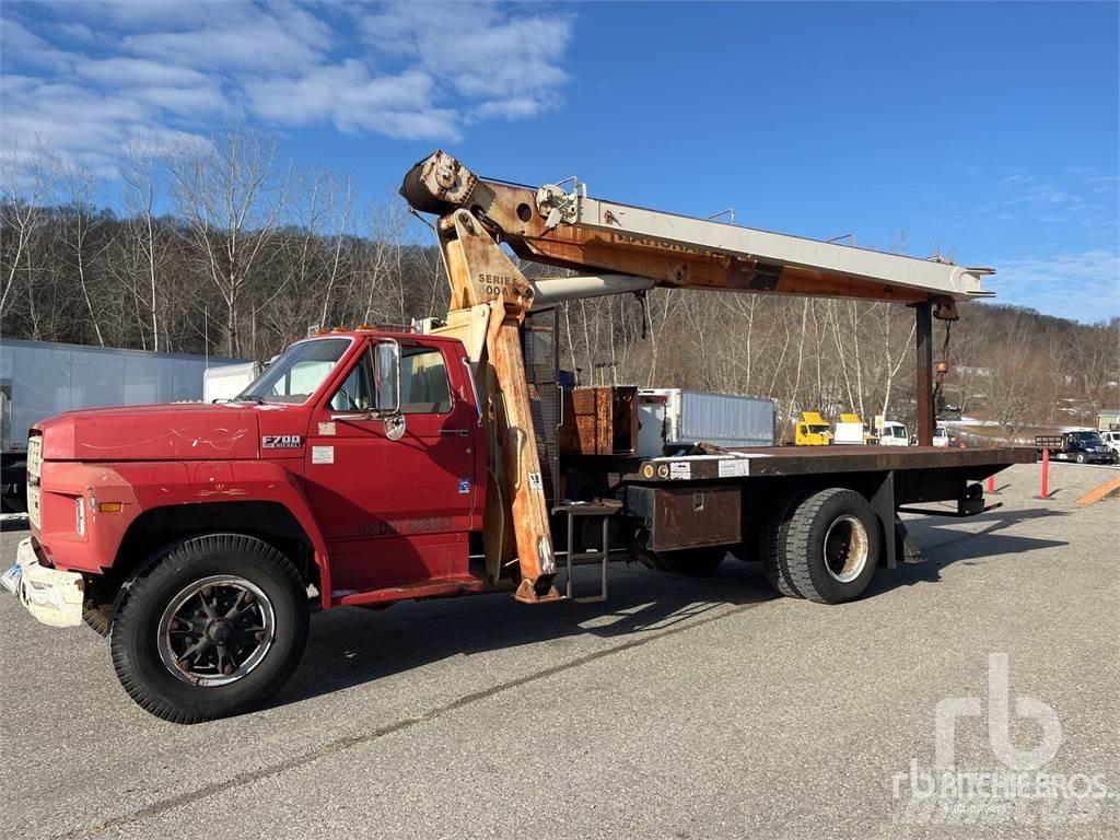 Ford F-700 Φορτηγά με Γερανό