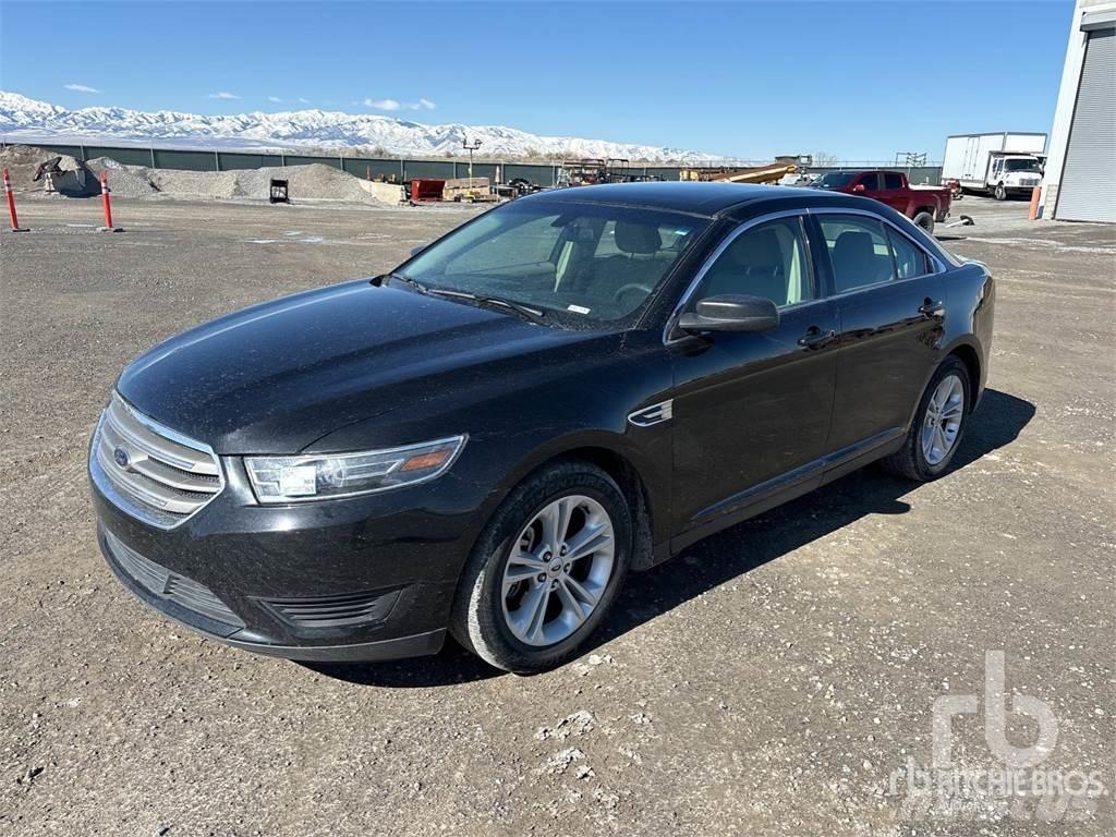 Ford TAURUS Αυτοκίνητα