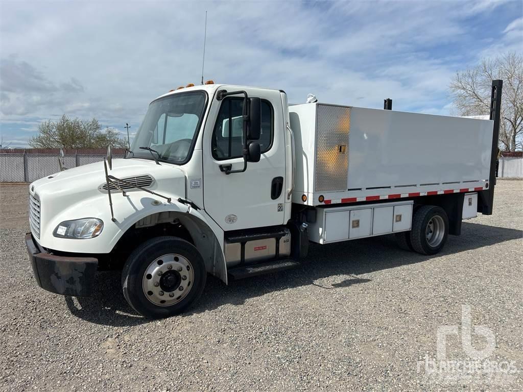 Freightliner M2 Φορτηγά Kαρότσα με ανοιγόμενα πλαϊνά