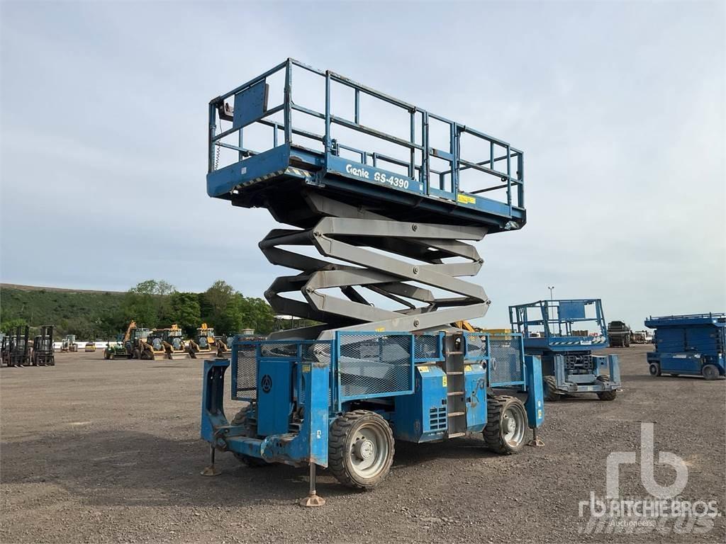 Genie GS4390 Ανυψωτήρες ψαλιδωτής άρθρωσης