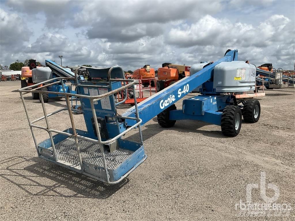 Genie S-40 Ανυψωτήρες με αρθρωτό βραχίονα