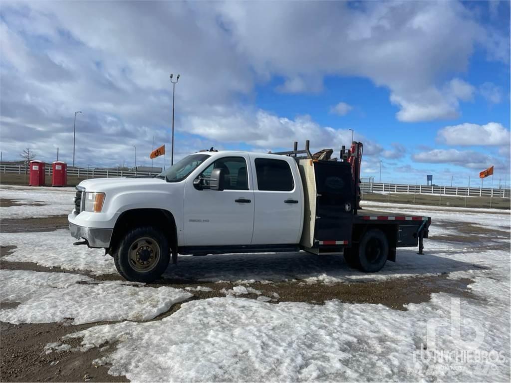 GMC 3500HD Φορτηγά με Γερανό