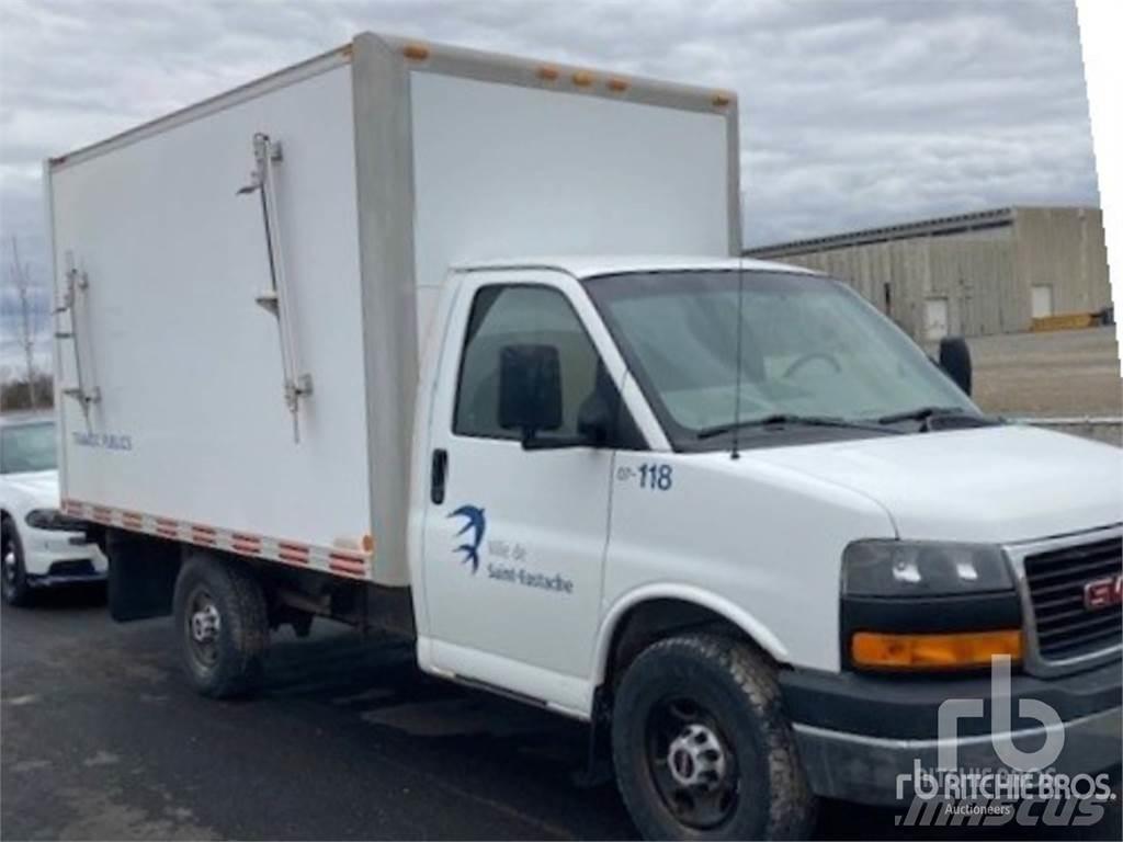 GMC SAVANA 3500 Κλούβες με συρόμενες πόρτες