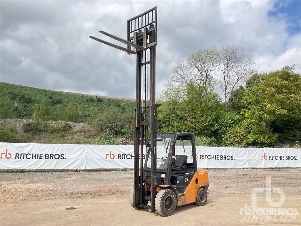 Hangcha XF35D Πετρελαιοκίνητα Κλαρκ