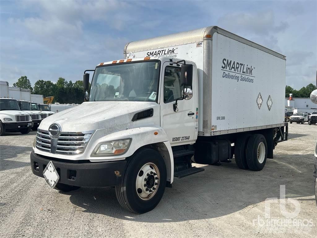 Hino 338 Κλούβες με συρόμενες πόρτες