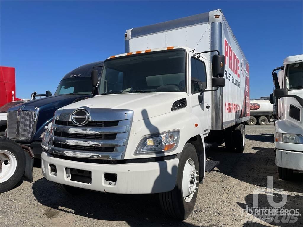 Hino 338 Κλούβες με συρόμενες πόρτες