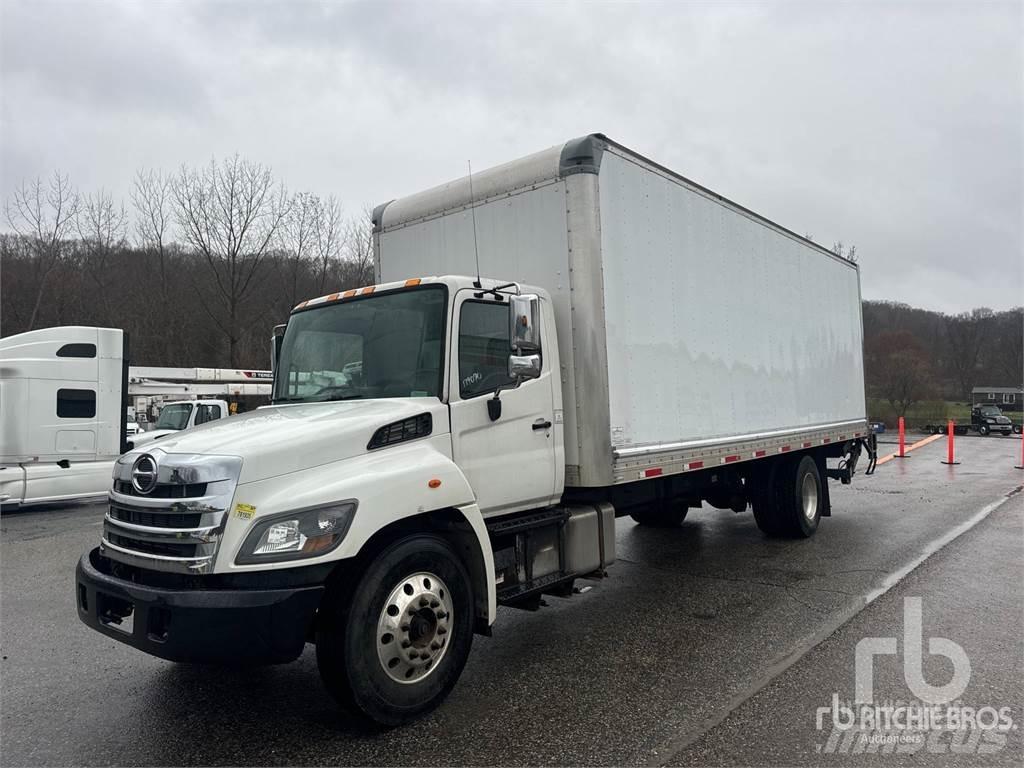 Hino 4x2 Κλούβες με συρόμενες πόρτες