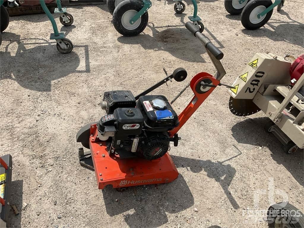 Husqvarna MG8 Μηχανές διαχωρισμού ασφάλτου