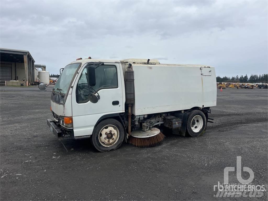Isuzu NQR Φορτηγά σκούπες