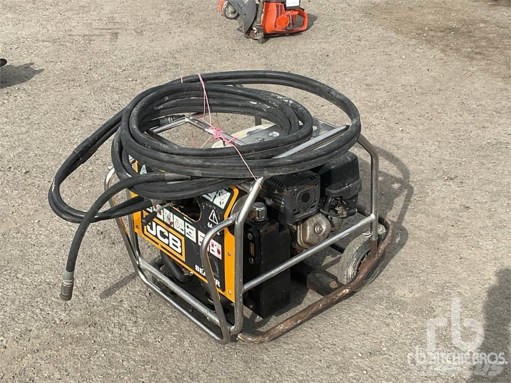 JCB BEAVER Ημιρυμούλκες με χαμηλό δάπεδο