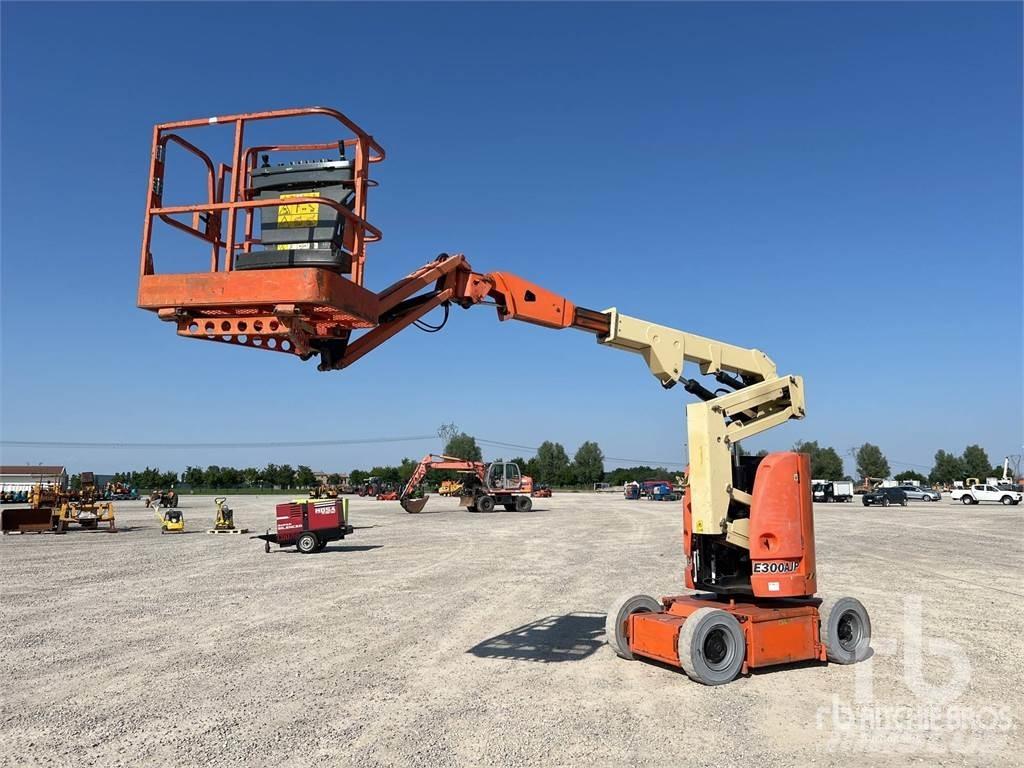 JLG E300 AJP Ανυψωτήρες με αρθρωτό βραχίονα