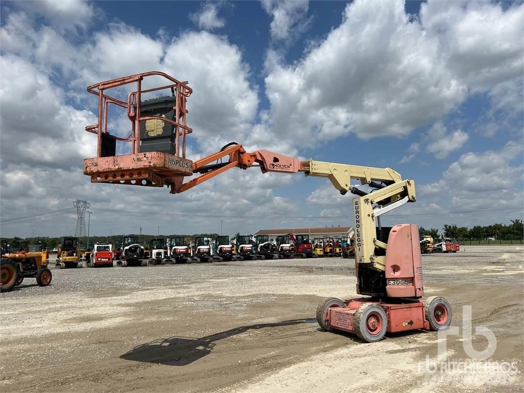 JLG E300AJP Αναβατόρια και ανυψωτήρες υλικών