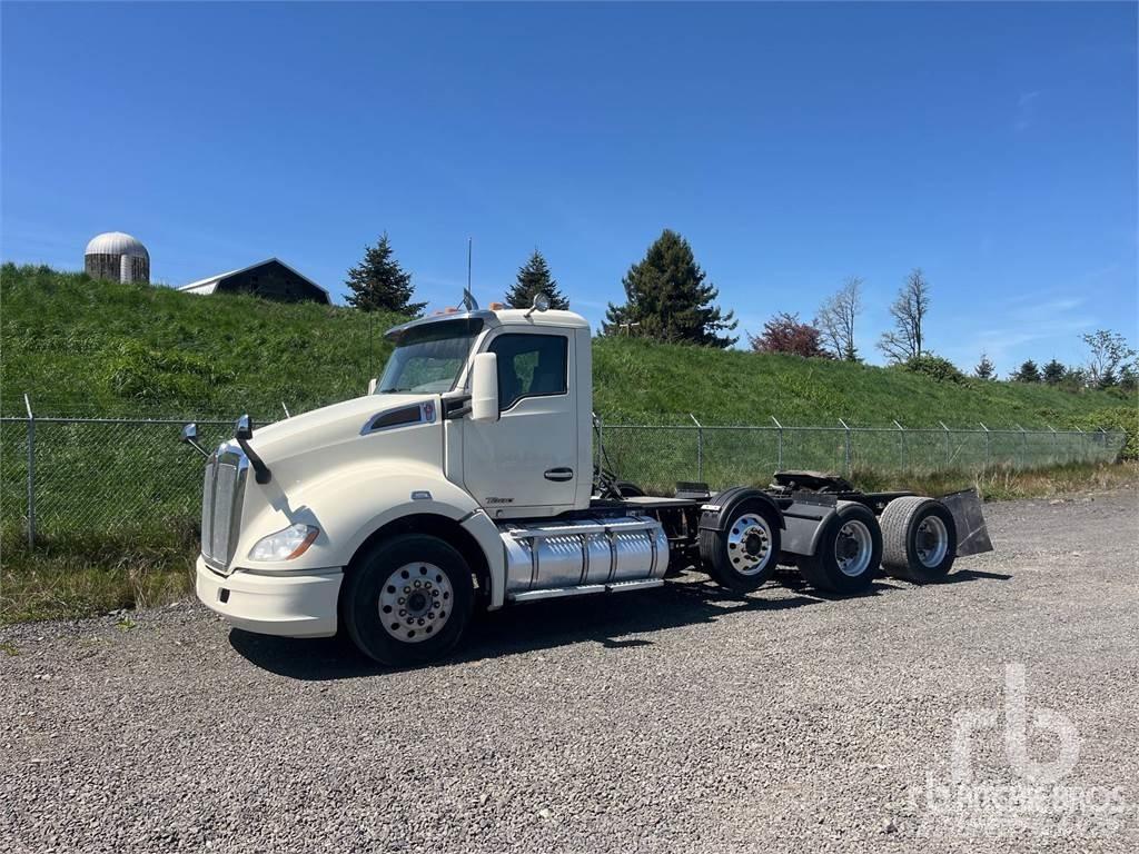 Kenworth T-680 Τράκτορες