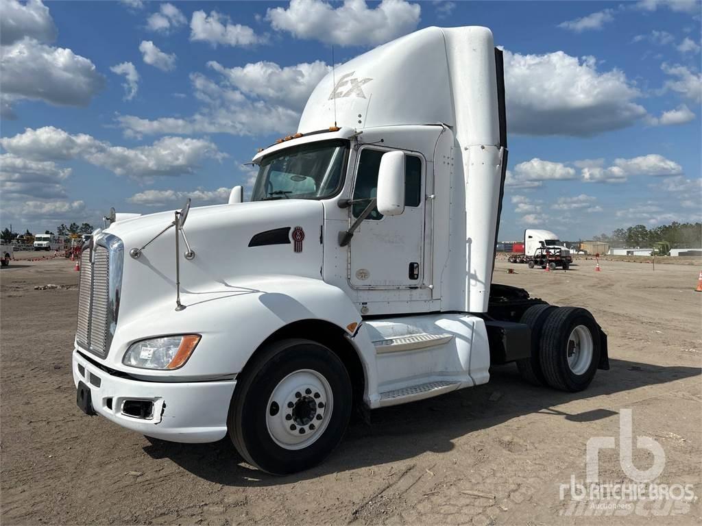 Kenworth T660 Τράκτορες