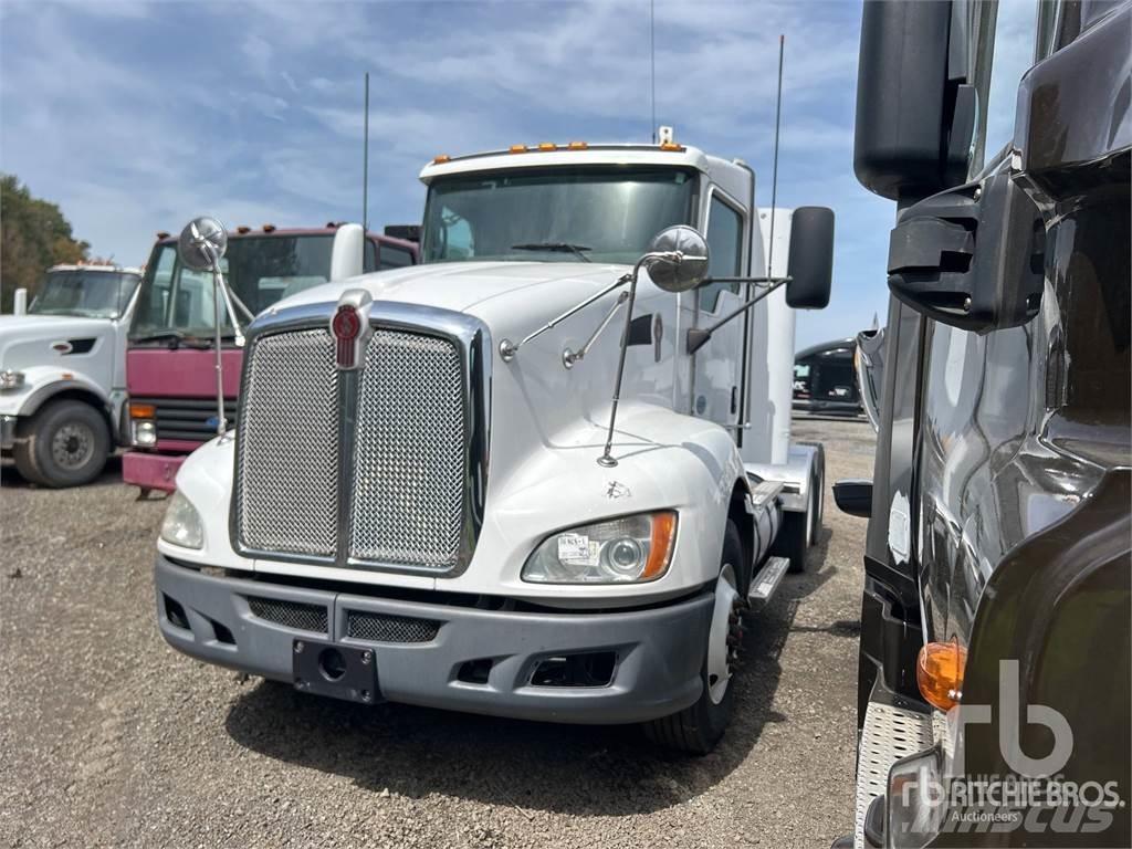 Kenworth T660 Τράκτορες