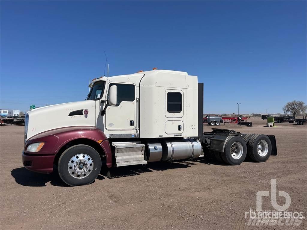 Kenworth T680 Τράκτορες