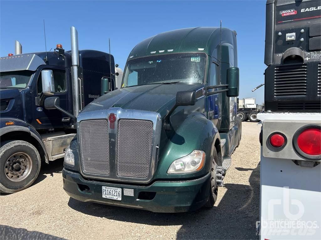 Kenworth T680 Τράκτορες
