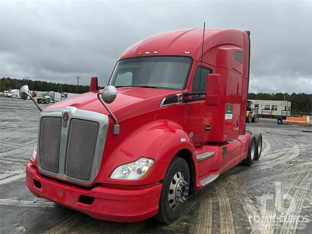 Kenworth T680 Τράκτορες