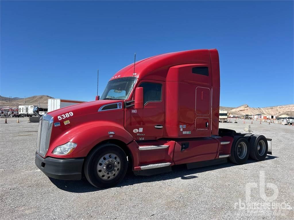 Kenworth T680 Τράκτορες