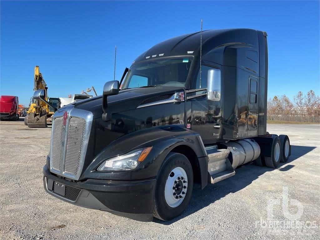 Kenworth T680 Τράκτορες