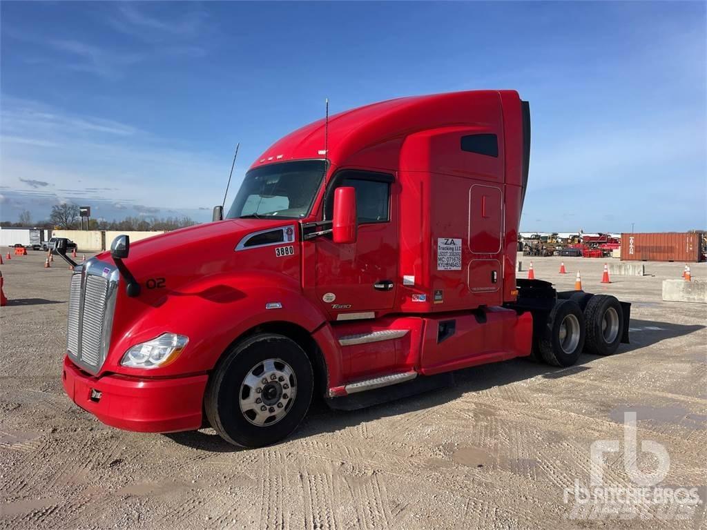 Kenworth T680 Τράκτορες