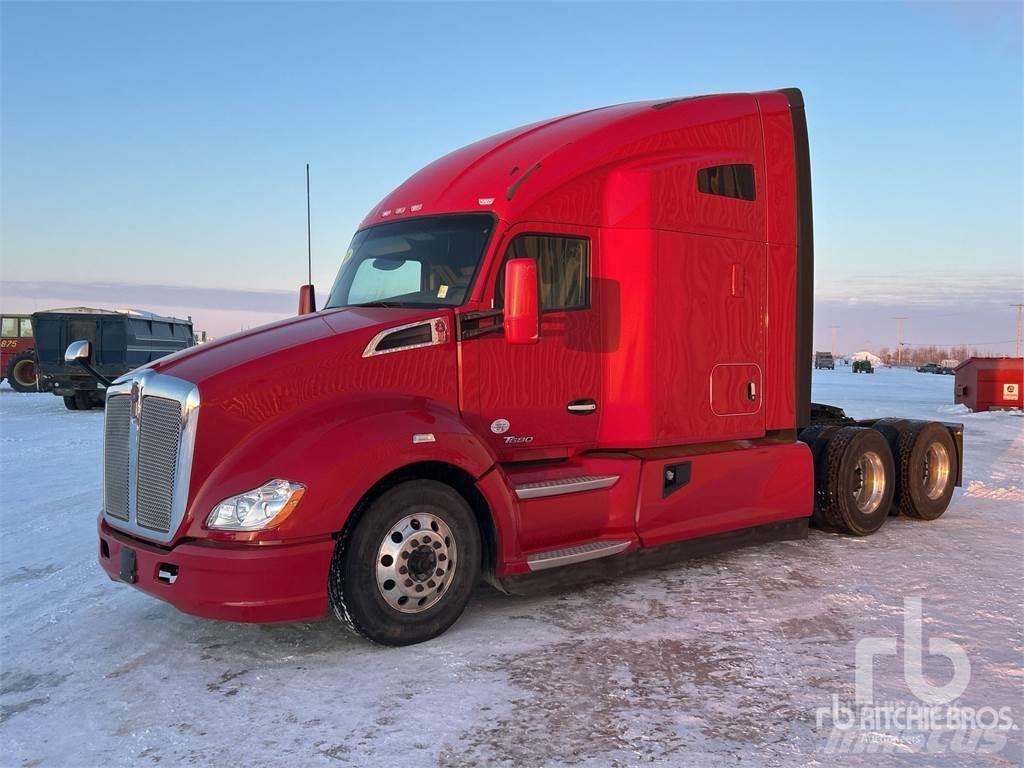 Kenworth T680 Τράκτορες