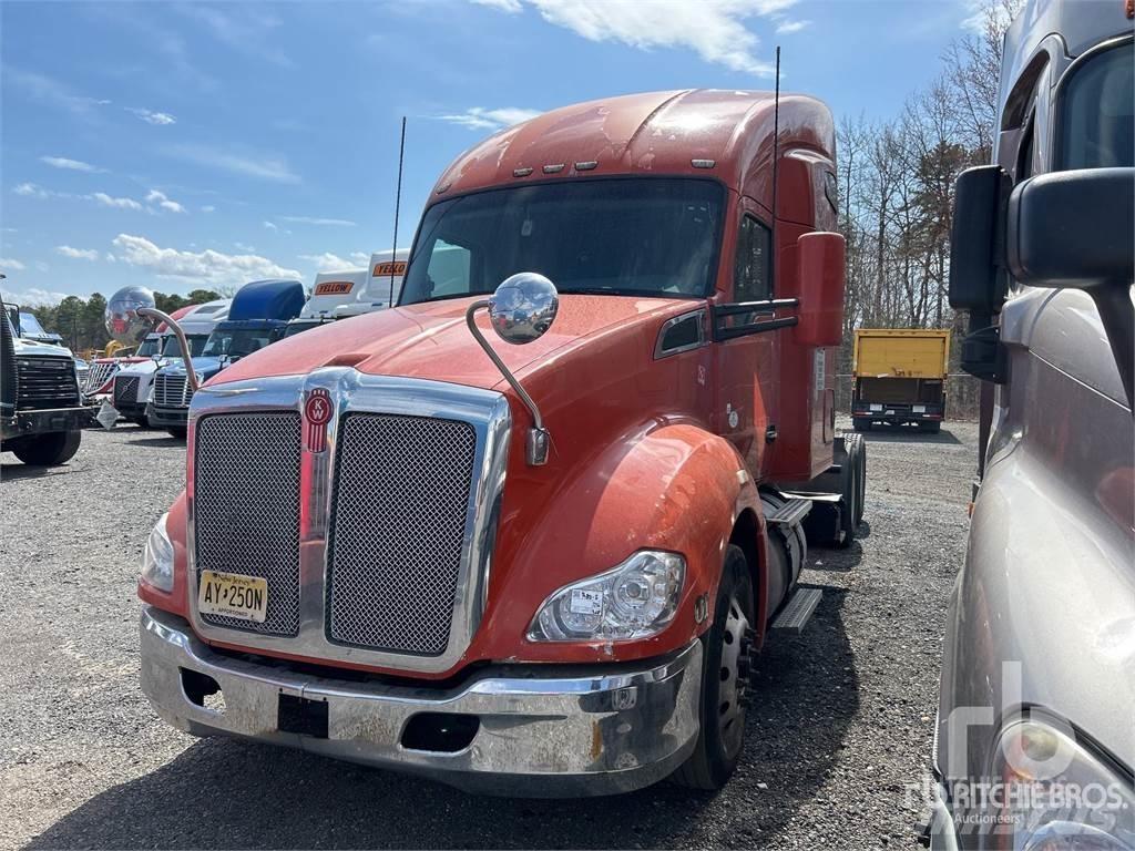 Kenworth T680 Τράκτορες