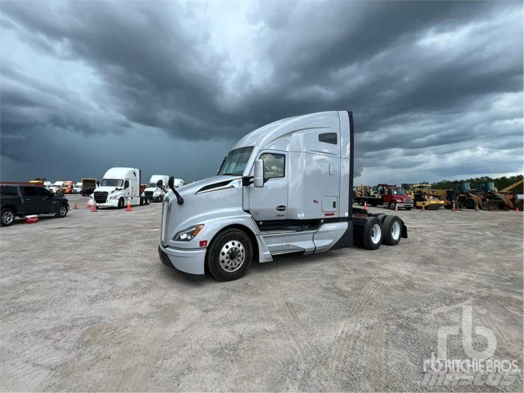 Kenworth T680 Τράκτορες