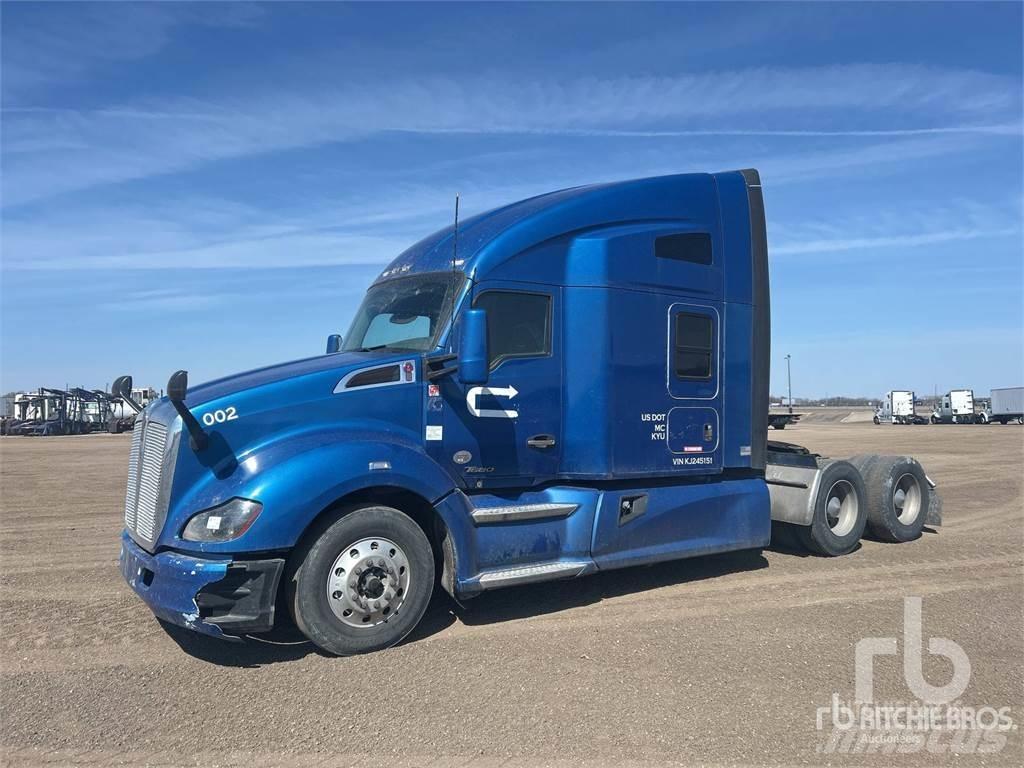 Kenworth T680 Τράκτορες