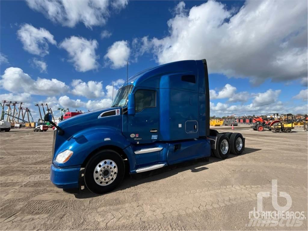 Kenworth T680 Τράκτορες