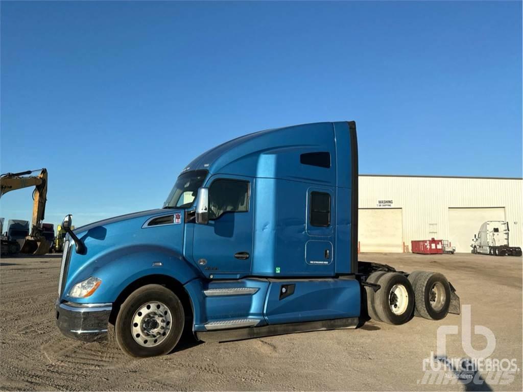 Kenworth T680 Τράκτορες